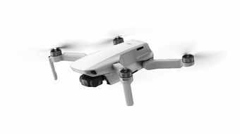 輕如鴻毛，智在人為 大疆創新發布御 Mavic Mini 迷你無人機
